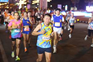 BIB: 4253, 23547
                            <button type="button" onclick="openModal(23210949)" class="btn btn-primary btn-sm float-right btn-popup" data-toggle="modal" data-target=".modal-high-quality">
                        <i class="fas fa-shopping-cart"></i> Add to Cart
                    </button>
                                            <button type="button" onclick="isThisMe(23210949, true)" class="btn btn-success btn-sm float-right btn-popup btn-isme hidden" data-toggle="tooltip" data-placement="bottom" title="นี่คือรูปของคุณใช่ไหม คลิกที่นี่เพื่อเอาเข้าอัลบั้ม">
                        <i class="fas fa-plus"></i> Add to album
                    </button>
                    <button type="button" onclick="isThisMe(23210949, false)" class="btn btn-warning btn-sm float-right btn-popup btn-isnotme hidden">
                        <i class="fas fa-ban"></i> Remove from album
                    </button>